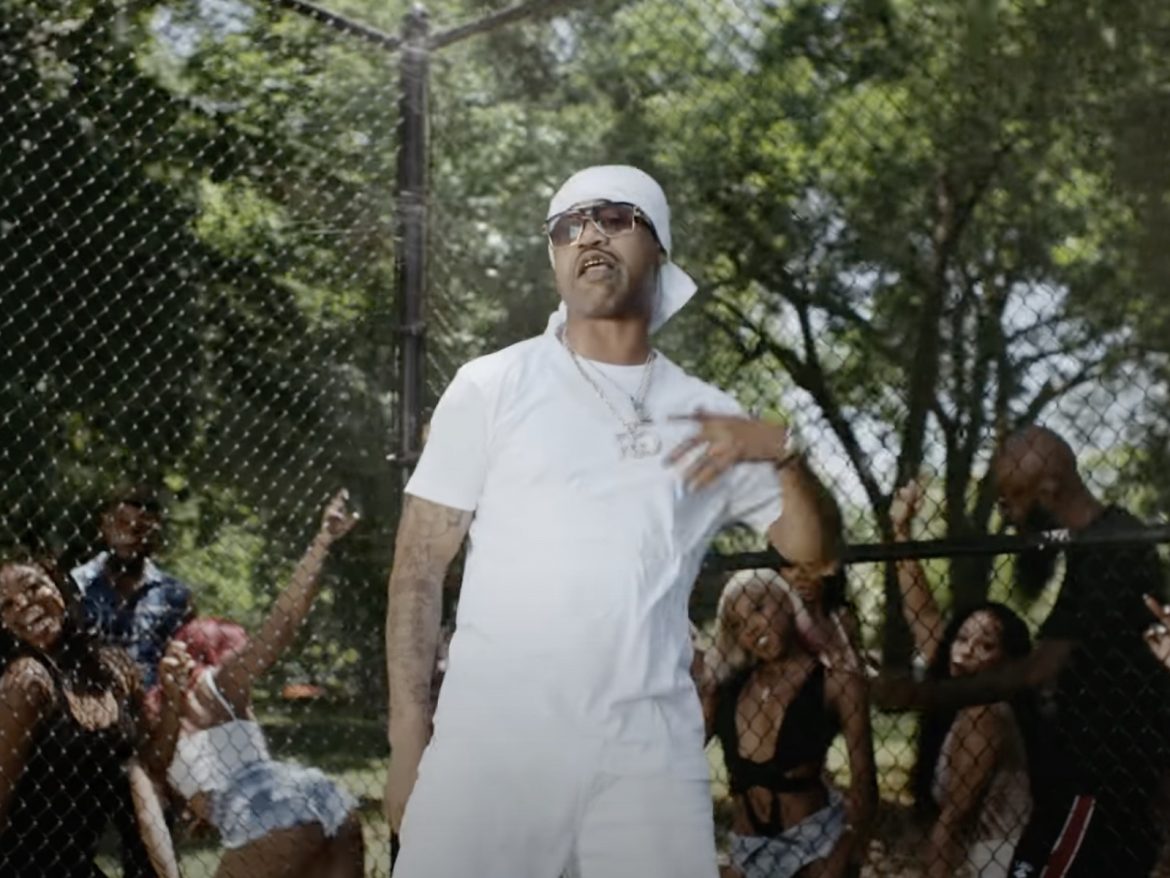 Juvenile Really Wants You To Vax That Thang Up – SOHH.com
