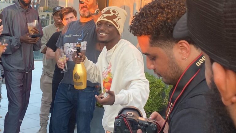 Roc Nation Signs New York Rapper HDBeenDope With Celebratory Toast