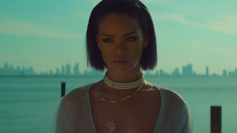 Rihanna’s Home Swarmed By Police