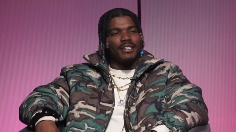 Smino Is Bringing Holiday Cheer