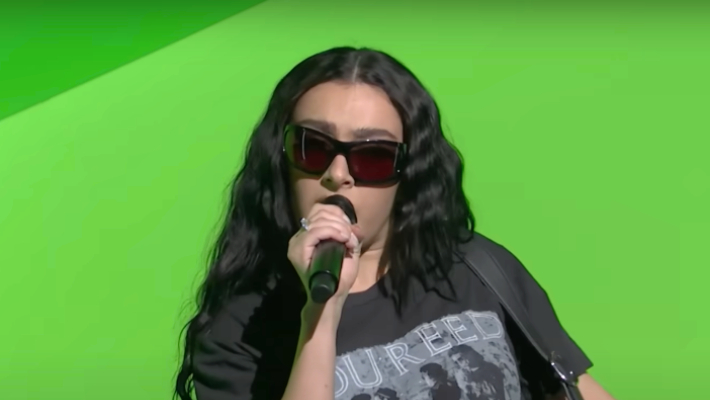 Charli XCX Perform ‘360’ And ‘Sympathy Is A Knife’ On ‘SNL’