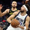 Klay ‘Ghosted’ Steph Ahead Of Warriors-Mavs