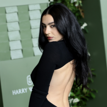 Charli XCX Addresses ‘Boomer’ Criticism Of Glastonbury Set