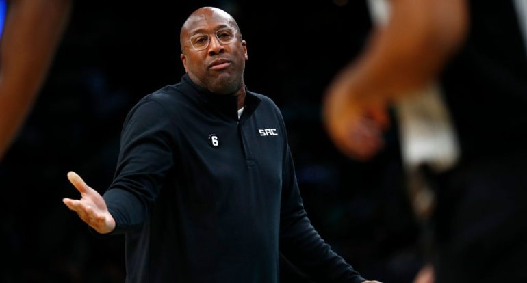 The Sacramento Kings Fired Mike Brown After 13-18 Start
