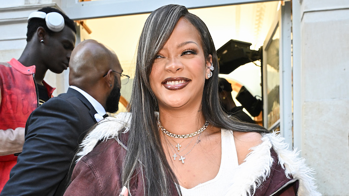 Rihanna ‘Didn’t Drink All Year,’ She Says On New Year’s