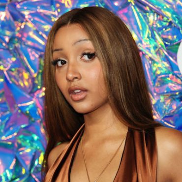 PinkPantheress Talks OCD And Touring On ‘Therapuss’: Video