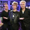 Green Day Kicked A Fan Off Stage For Playing Oasis