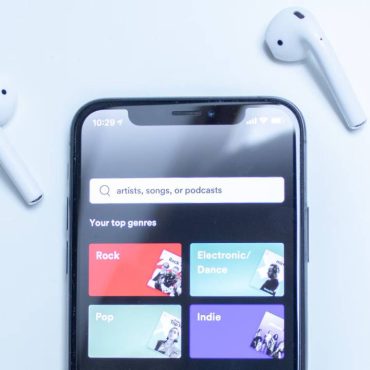 Crafting an Effective Release Pitch to Spotify Editors