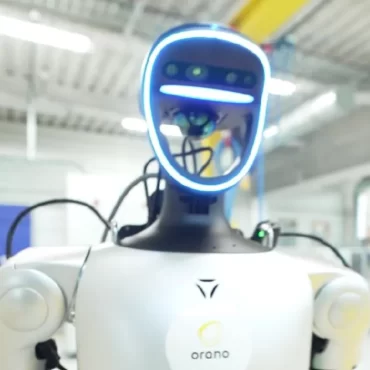 Humanoid Robots Gunning For Live Breakdancers After Stunning China Show