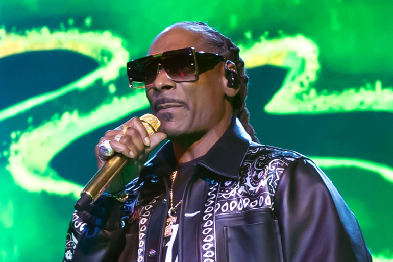 Netflix Is Giving The Ultimate Gift On Christmas – Snoop Dogg