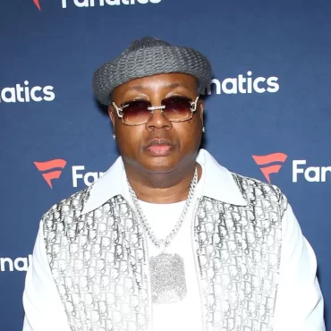 E-40 Brings Joy To Vallejo Kids With Over 1,000 Holiday Gifts