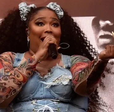 Azealia Banks Comes For Lizzo, Adele, Cardi B, And Lil Nas X