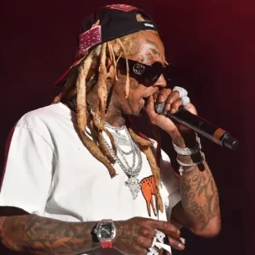 Lil Wayne’s Lil Weezyana Fest Disrupted By Stampedes And Theft Reports
